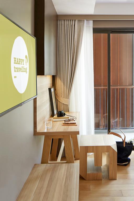 Happy 3 Hotel Bangkok Bagian luar foto