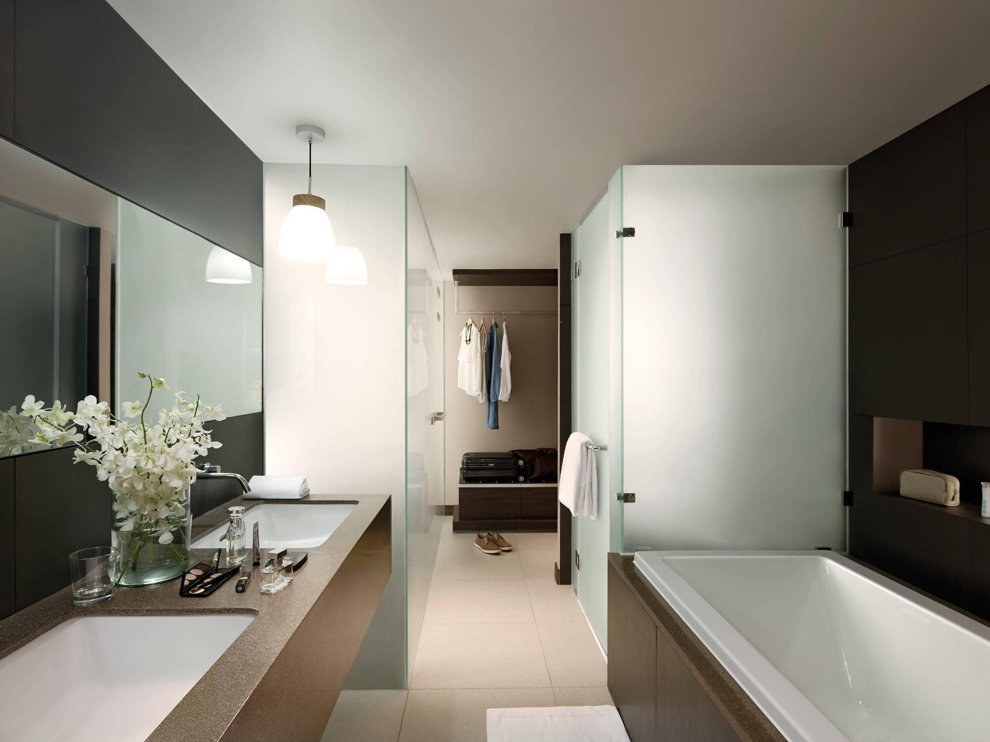 Happy 3 Hotel Bangkok Bagian luar foto