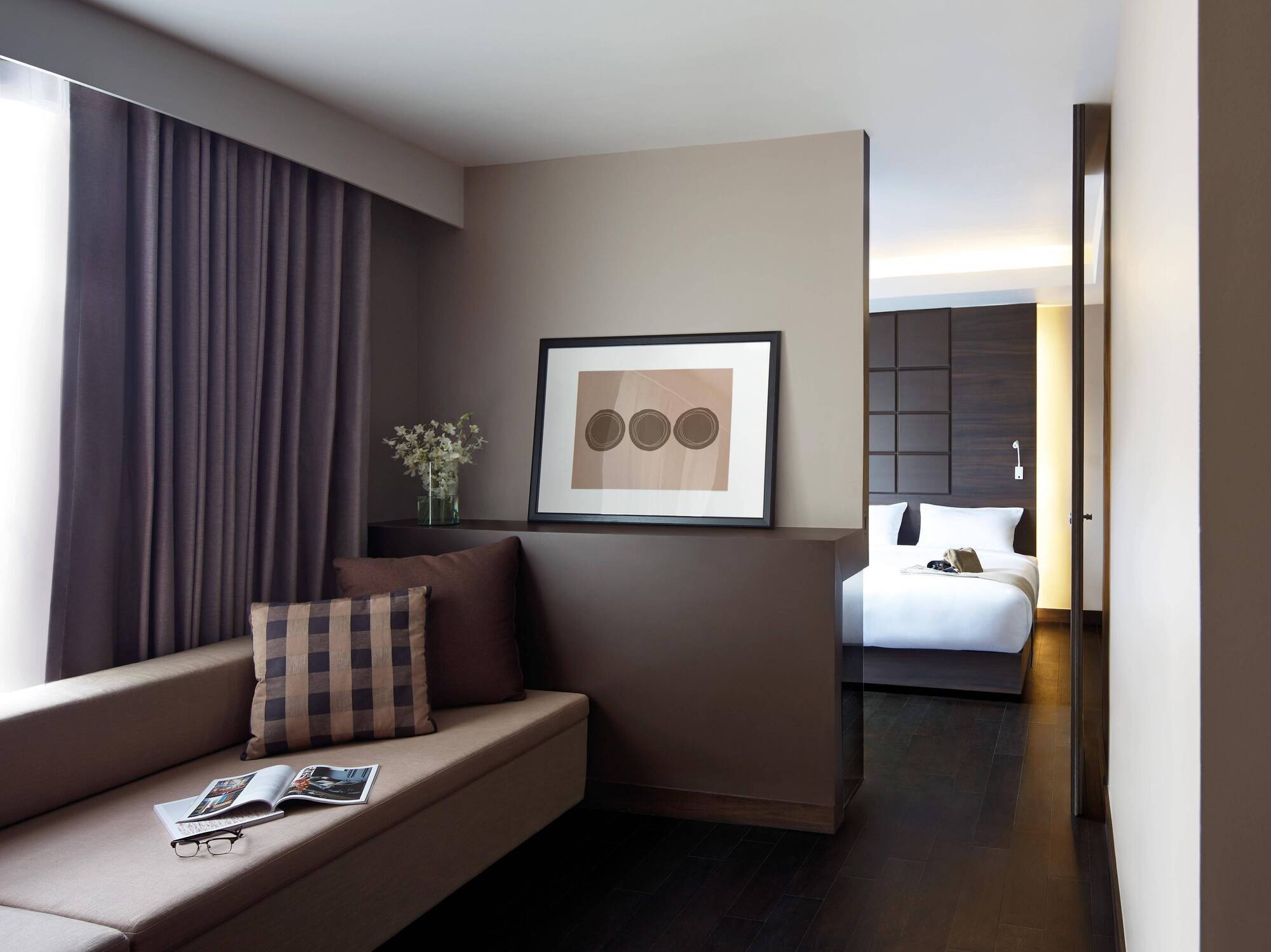 Happy 3 Hotel Bangkok Bagian luar foto